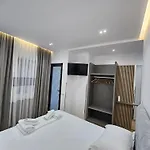 Seasun * Sarandë