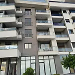Seasun Sarandë
