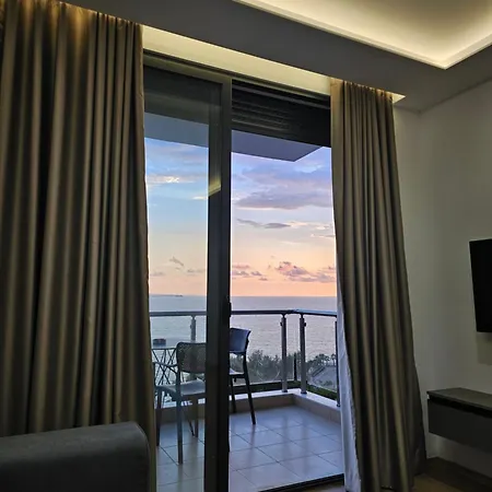 Seasun * Sarandë