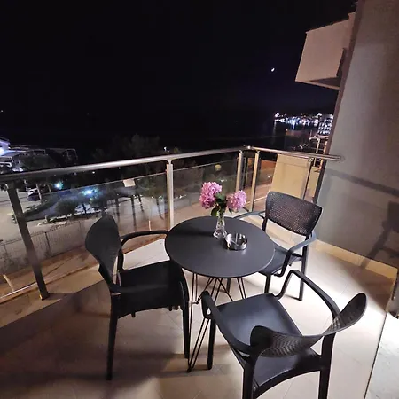 Seasun * Sarandë