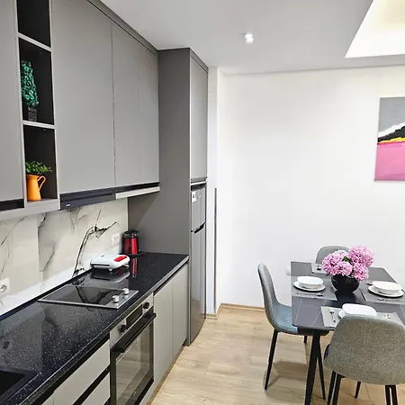 Seasun Apartment Sarande