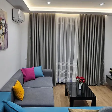 Seasun Apartment Sarandë